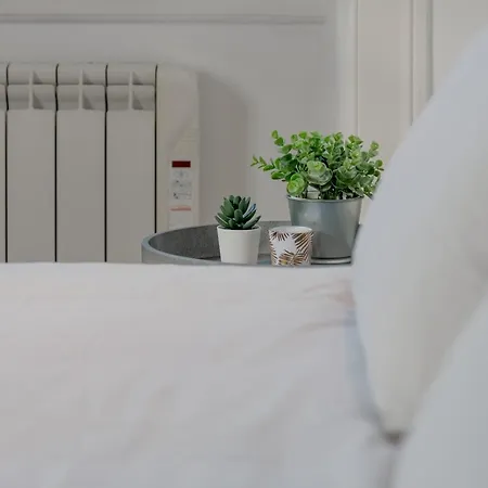The Good Living Houses, River View Apartment, Belem