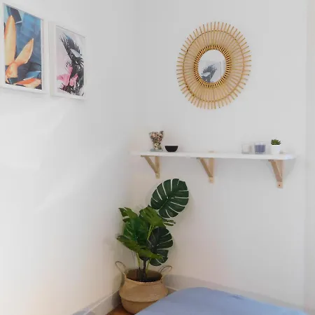 The Good Living Houses, River View Apartment, Belem דירה